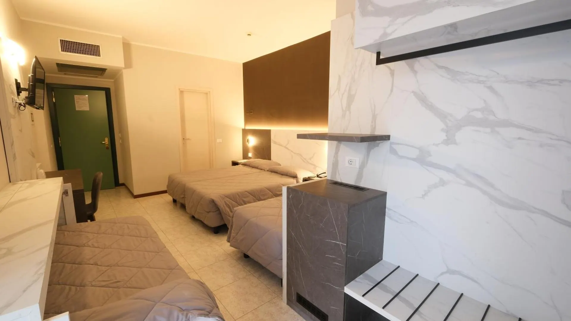 Hotel Mistral Milan