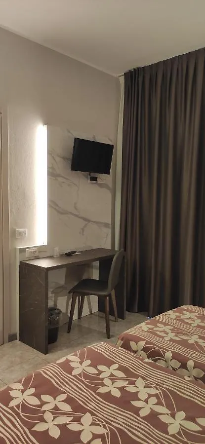 Hotel Mistral Milan