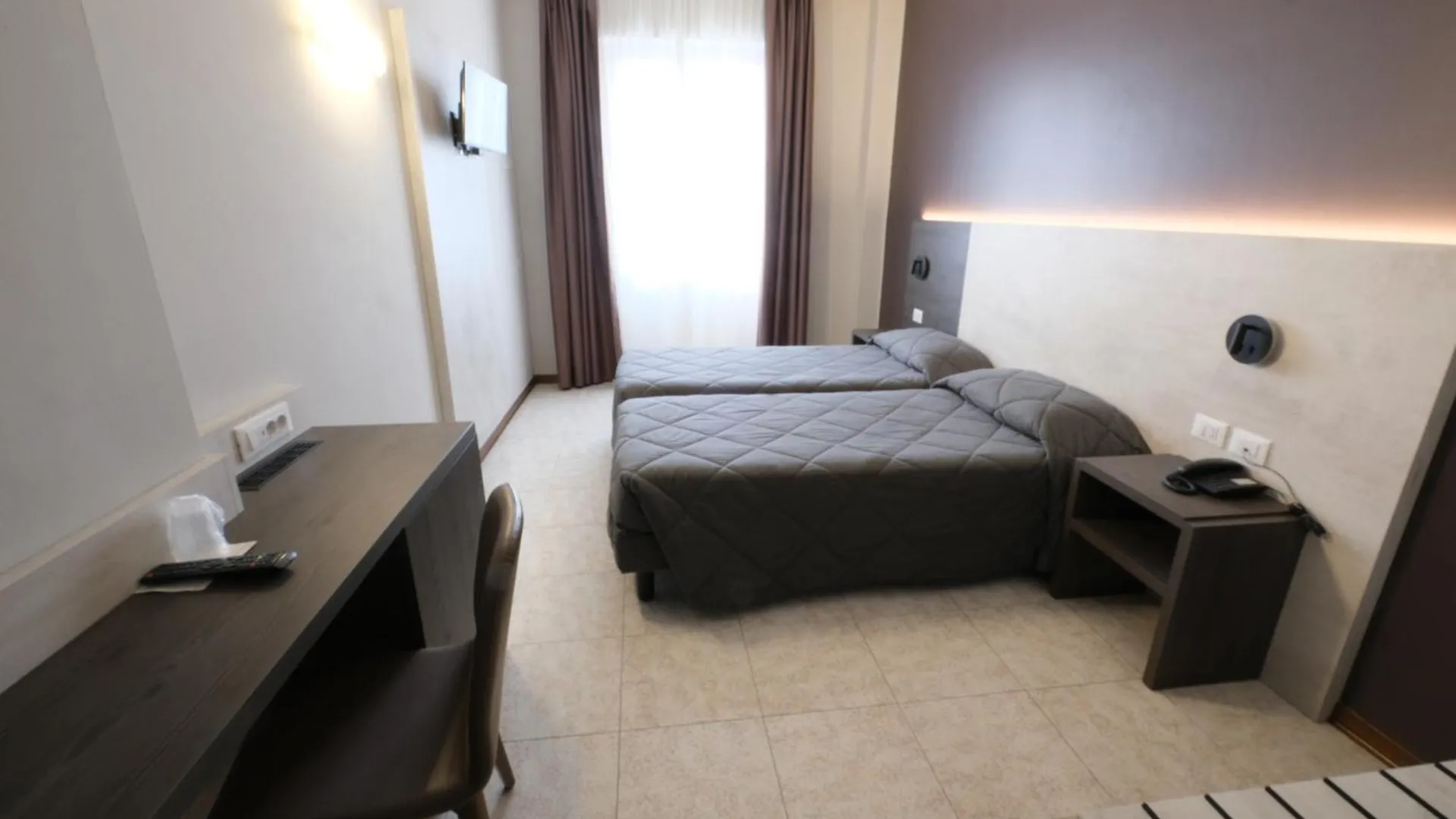 Hotel Mistral Milan