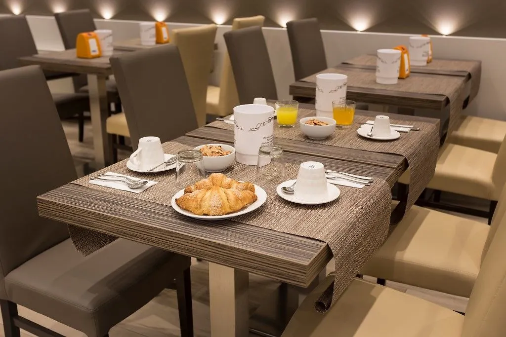 Hotel Mistral Milan