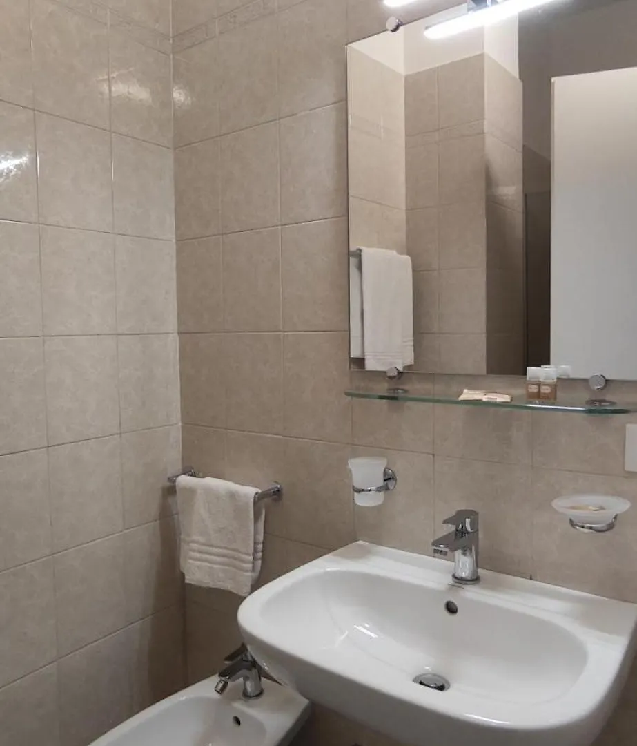 Hotel Mistral Milan