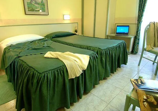 Hotel Mistral Milan