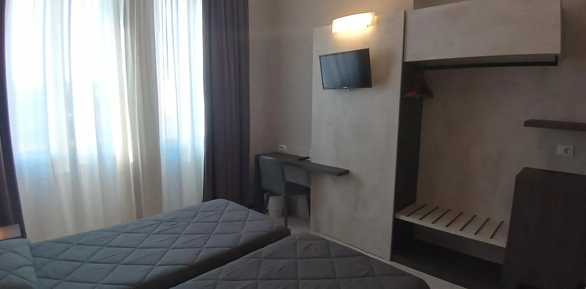 Hotel Mistral Milan Italy
