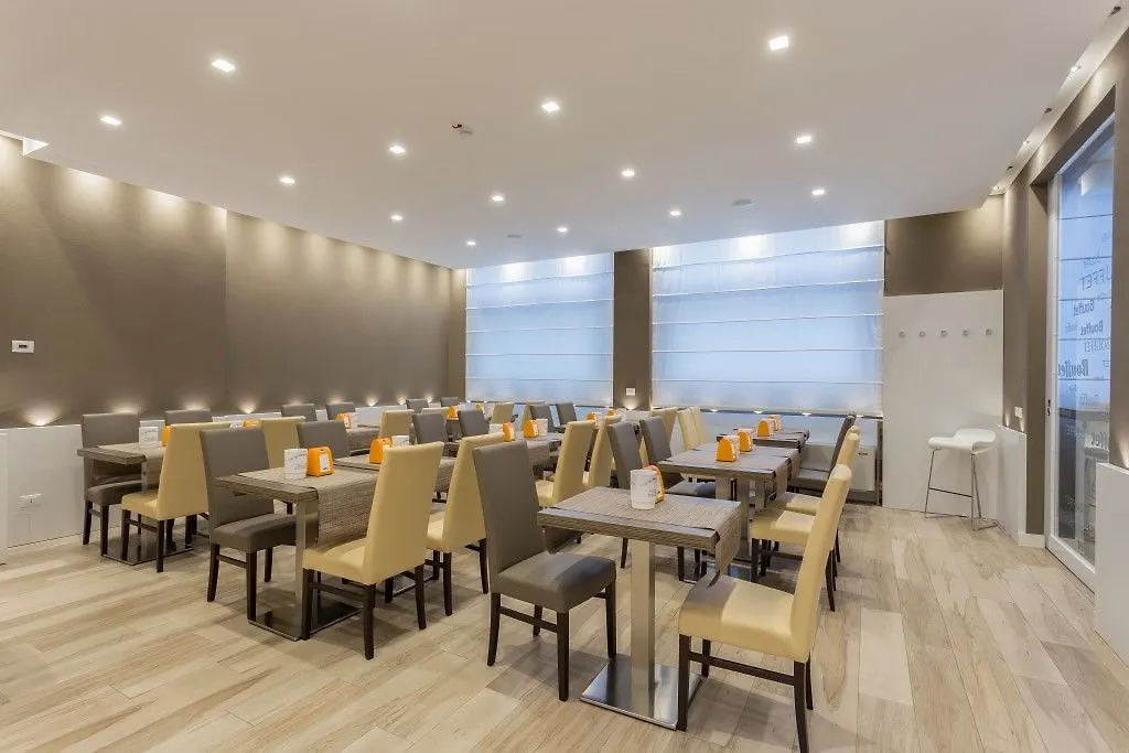 Hotel Mistral Milan