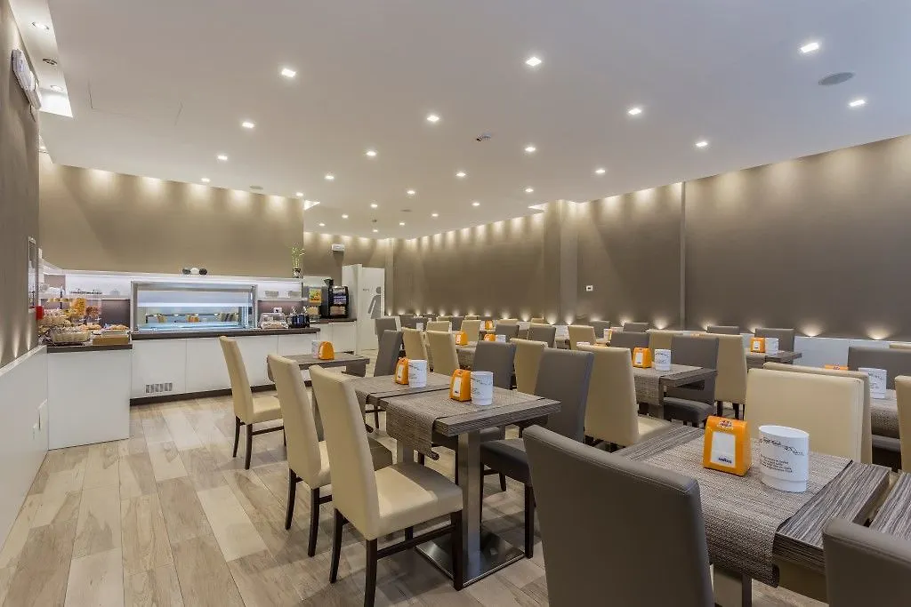 Hotel Mistral Milan
