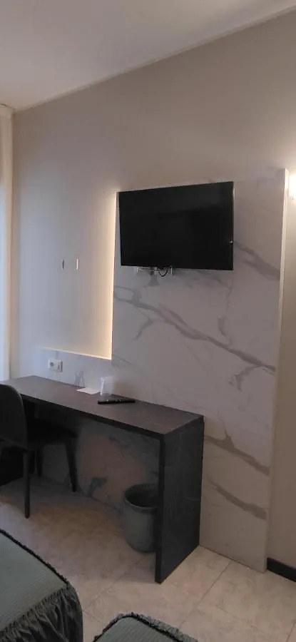 Hotel Mistral Mediolan